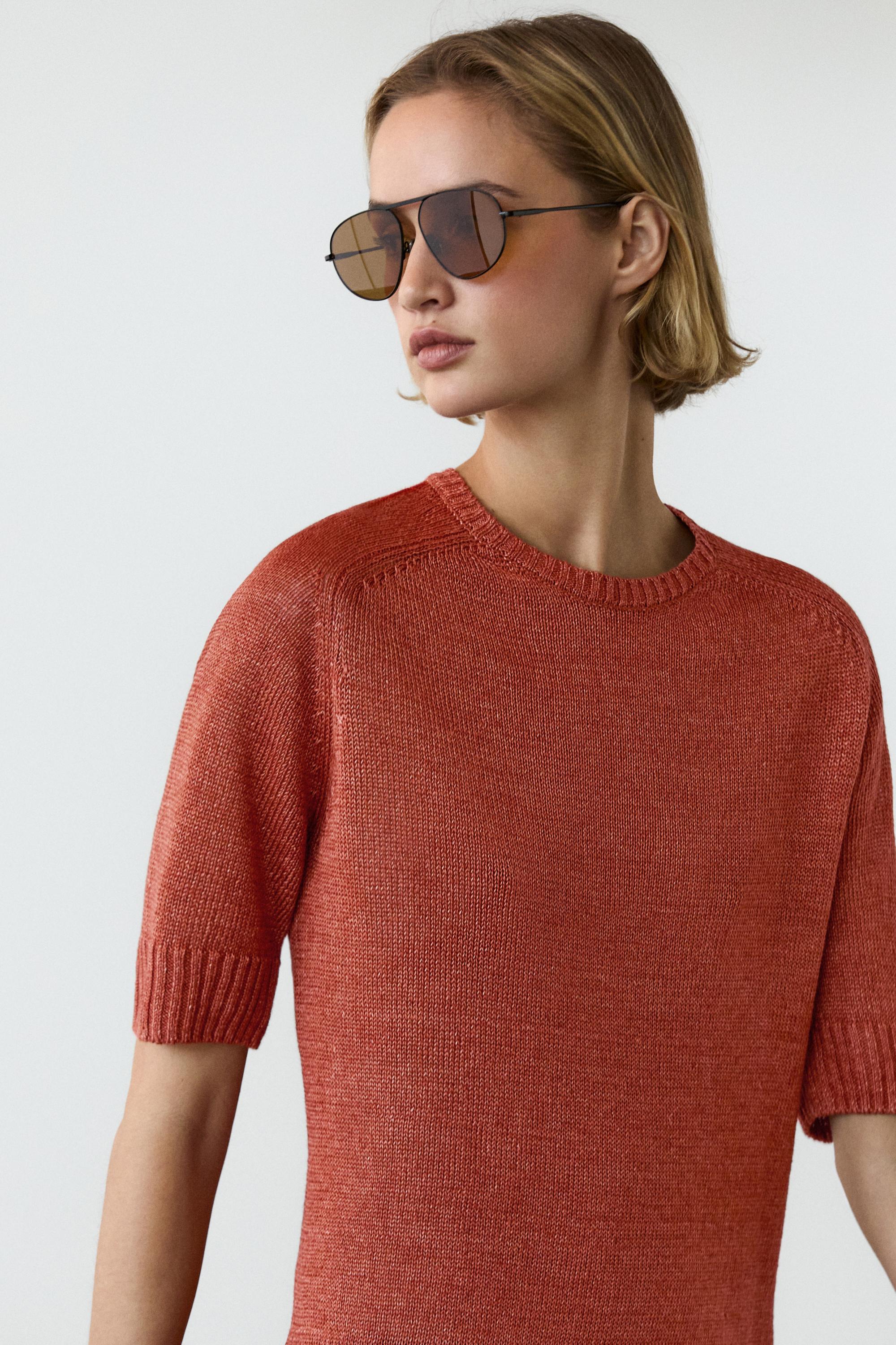 100% linen short sleeve knit sweater